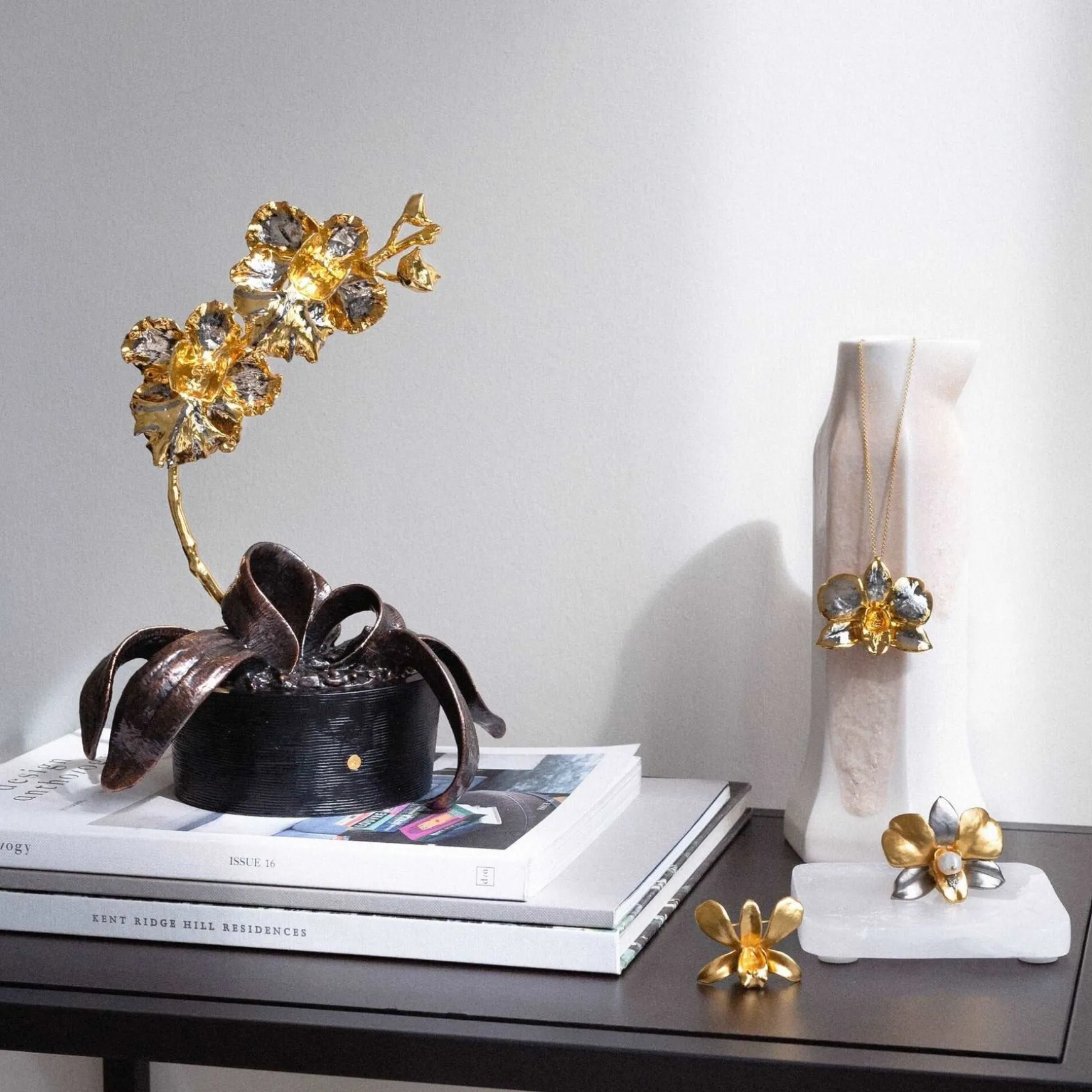Dendrobium Li Min Eng Orchid Brooch/Pendant (G)