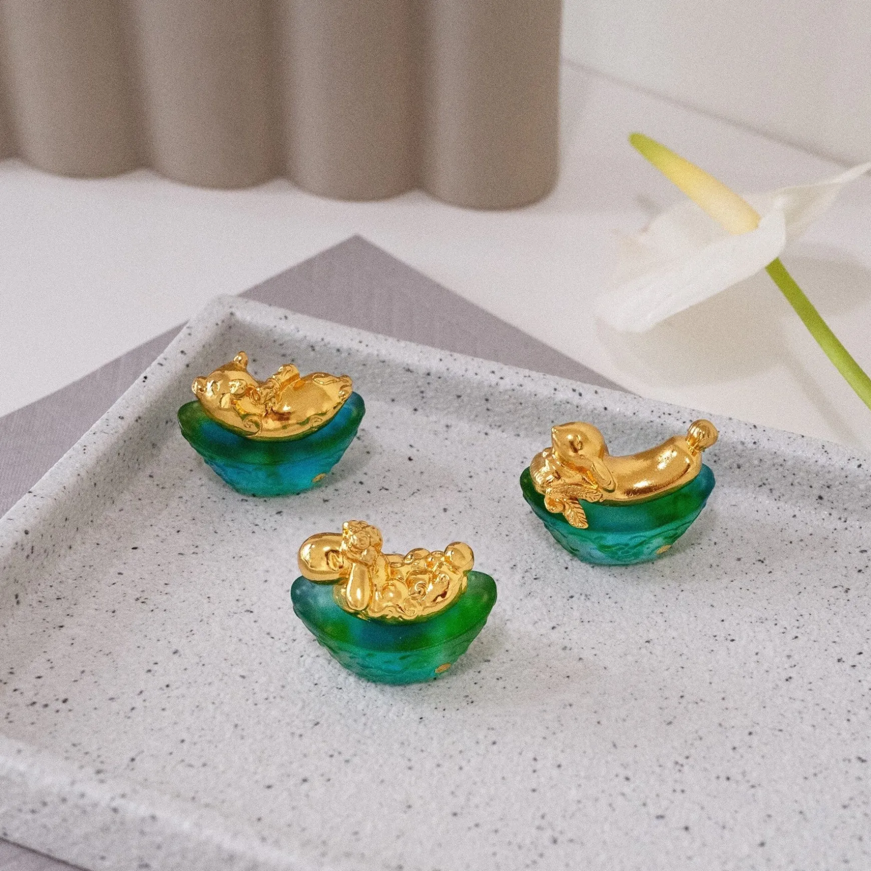 Mini Celestial – Pig on Green Liu Li