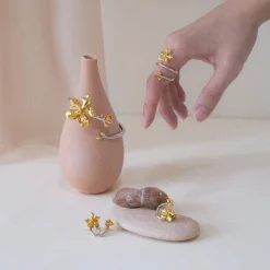 Orchid Spiral Ring